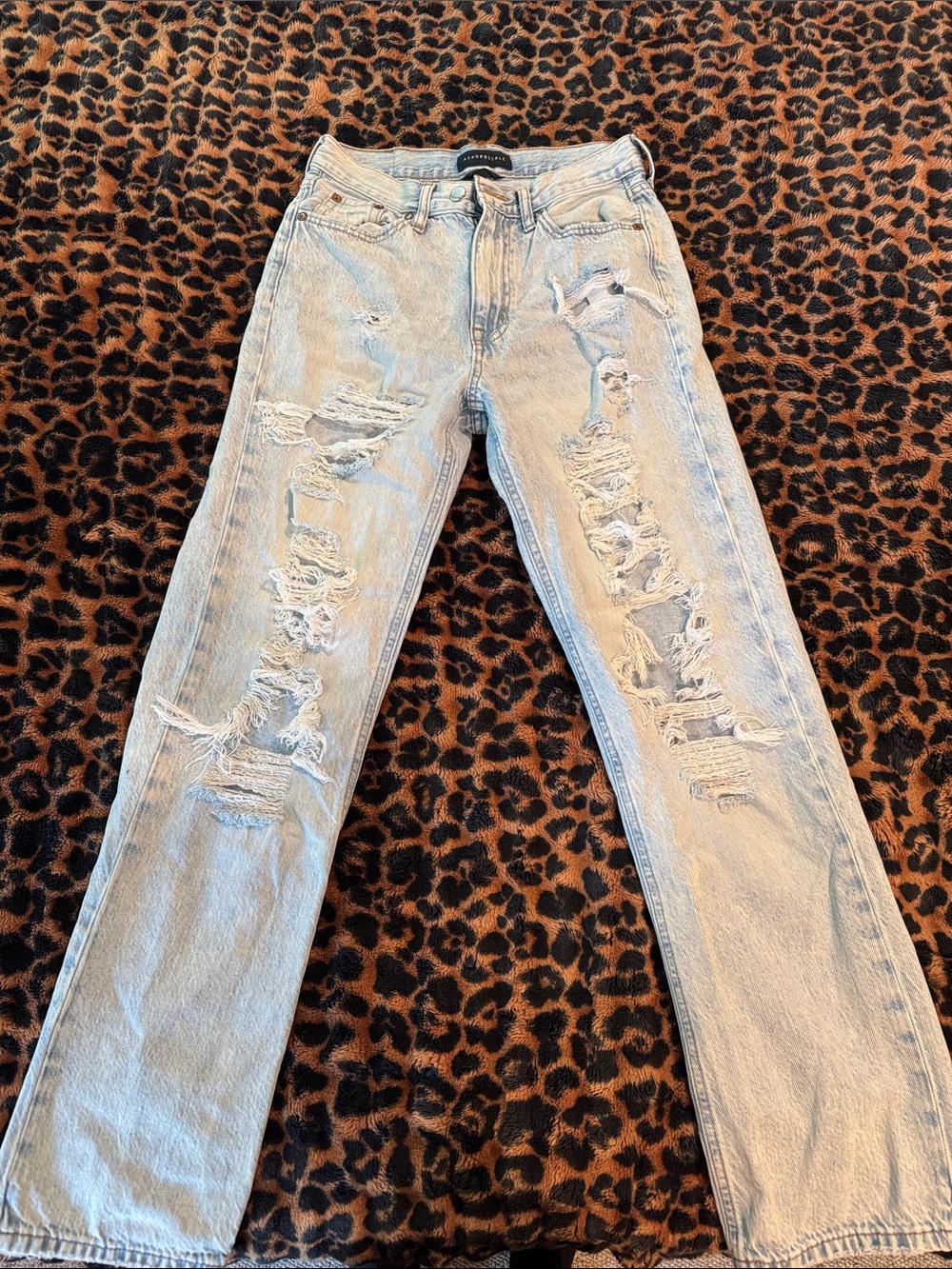 Aeropostale Light Blue Ripped Womens Straight Jeans